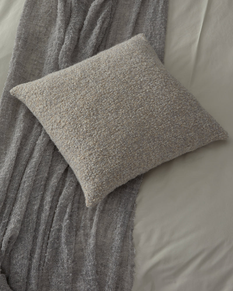 MULTI-CUSCINO_MARMO_01.jpg